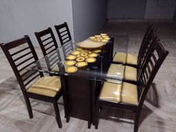 Título do anúncio: Mesa de jantar com 6 cadeiras. 