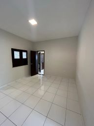 https://img.olx.com.br/thumbs256x256/29/299602292221010.jpg