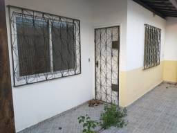 Título do anúncio: Casa para venda tem 230 metros quadrados com 2 quartos em  - Dias D'Ávila - Bahia
