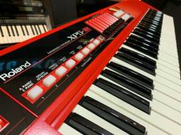 Título do anúncio: Roland Xps10 teclado sintetizador profissional em até 12x sem juros no cartão de crédito 