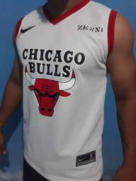 Título do anúncio: Vendo camisa Chicago Bulls