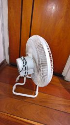 https://img.olx.com.br/thumbs256x256/30/301645330684384.jpg