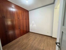 https://img.olx.com.br/thumbs256x256/30/302533520197422.jpg