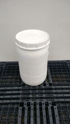 Título do anúncio: Bombona plástica balde de 40 litros de bocão com tampo rosqueável