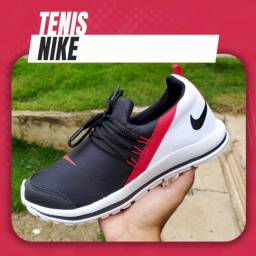 Título do anúncio: Tenis Novo (Leia a Descrição) Promoção Tênis Nike F1 Tri