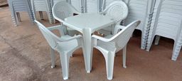 Título do anúncio: Jogo de mesa e cadeiras plástica modelo poltrona cor branca 