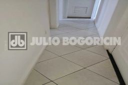 https://img.olx.com.br/thumbs256x256/30/306510885297692.jpg