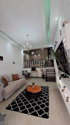 https://img.olx.com.br/thumbs256x256/30/306574767863185.jpg
