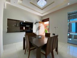 https://img.olx.com.br/thumbs256x256/30/307562402249457.jpg