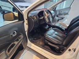 https://img.olx.com.br/thumbs256x256/30/307577402831211.jpg