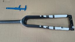https://img.olx.com.br/thumbs256x256/30/307615655259985.jpg