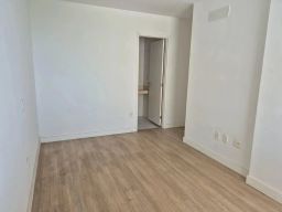 https://img.olx.com.br/thumbs256x256/30/308521638666814.jpg