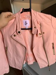 Título do anúncio: Jaqueta de couro rosa 