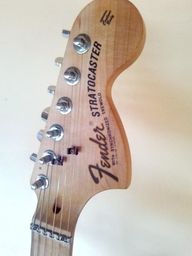 Título do anúncio: Guitarra Fender Stratocaster