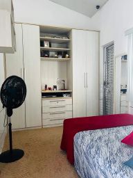 https://img.olx.com.br/thumbs256x256/31/310588403718276.jpg