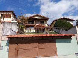 Título do anúncio: Casa para venda com 400 metros quadrados com 4 quartos em Agriões - Teresópolis - RJ