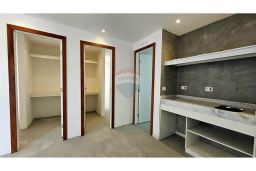 https://img.olx.com.br/thumbs256x256/31/311598283798619.jpg