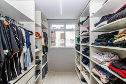 https://img.olx.com.br/thumbs256x256/31/311618806022398.jpg