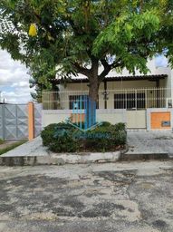 Título do anúncio: OPORTUNIDADE! Casa para venda com 4 quartos e 2 suites no Jardim Cruzeiro - Feira de Santa