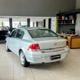 https://img.olx.com.br/thumbs256x256/31/312512648752615.jpg