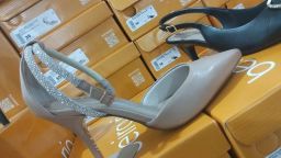 https://img.olx.com.br/thumbs256x256/31/312514355166975.jpg