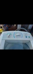 Título do anúncio: Máquina de lavar roupa 9kg Electrolux 