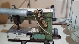 Título do anúncio: Máquina de costura Galoneira industrial