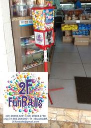 Título do anúncio: Renda Extra Para Seu Comércio ou Loja Com Vending Machines da 2F FunBalls.