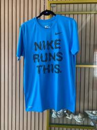 Título do anúncio: Camiseta Nike Dri Fit