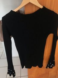 Título do anúncio: Blusa de tricô preta 