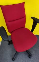 Título do anúncio: Tenho essas cadeiras de escritório vermelhas 10 unidades 
