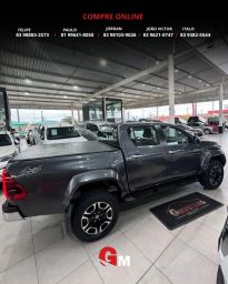 https://img.olx.com.br/thumbs256x256/31/318619629620578.jpg