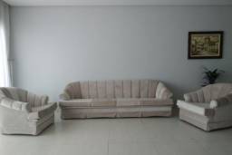 Título do anúncio: Conjunto sofa e duas poltronas Classic 