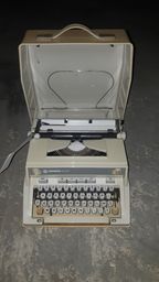 Título do anúncio: Máquina de escrever Hermes 3000