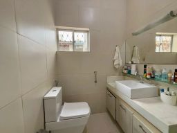 https://img.olx.com.br/thumbs256x256/32/320560280854020.jpg