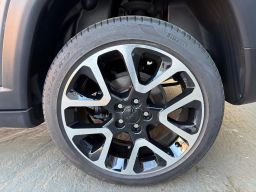 https://img.olx.com.br/thumbs256x256/32/320638448902231.jpg