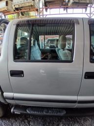 https://img.olx.com.br/thumbs256x256/32/320667450194110.jpg