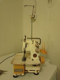 Título do anúncio: Máquina de costura portátil gemsy fk 11-03