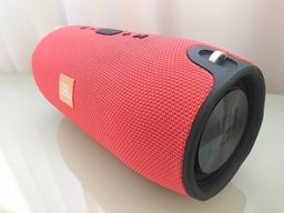 Título do anúncio: Caixa JBL Xtreme 30cm Vermelha - Bluetooth Usb Rádio FM P2