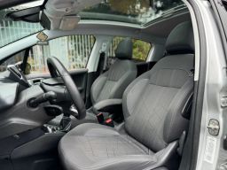 https://img.olx.com.br/thumbs256x256/32/321457943938649.jpg