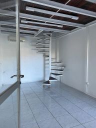 https://img.olx.com.br/thumbs256x256/32/321547750983723.jpg