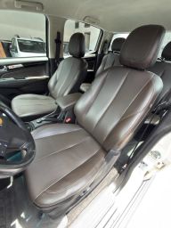https://img.olx.com.br/thumbs256x256/32/321642573007176.jpg