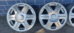 https://img.olx.com.br/thumbs256x256/32/322415042572847.jpg