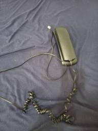 Título do anúncio: telefone de parede com fio intelbras,muito bem conservado.