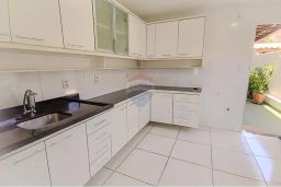 https://img.olx.com.br/thumbs256x256/32/323559529112923.jpg