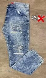 Título do anúncio: Calças jeans rasgadas 