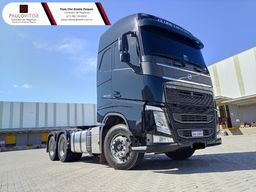 Título do anúncio: Caminhão Volvo FH540 6x4 2021/2021 Preto - Seminovo, Baixa Quilometragem