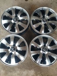 https://img.olx.com.br/thumbs256x256/32/325547648902082.jpg
