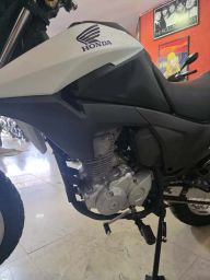 https://img.olx.com.br/thumbs256x256/32/325551684921694.jpg