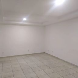 https://img.olx.com.br/thumbs256x256/32/325562871655379.jpg
